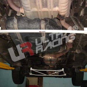 Kia Carnival UltraRacing 2-Point Rear Lower Tiebar RL2-563 211441