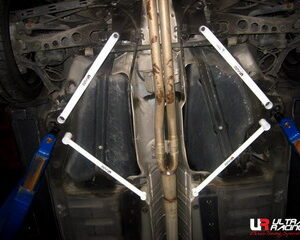 Volvo S60R 4WD UltraRacing 4x 2-Point Rear Lower Braces RL8-484P 211487