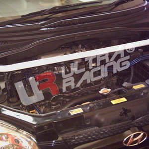 Hyundai Getz UltraRacing 2-Point Front Upper Strutbar TW2-131 211561