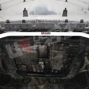 Honda Integra 01-06 DC5 UltraRacing Front Member Brace LA2-1013 216642