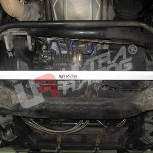 Mitsubishi Pajero IO 98+ UltraRacing Front Lower Tiebar LA2-599 216660