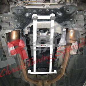 Mercedes CLK 320 C209 02-09 UltraRacing 4Point Front H-Brace LA4-992 216714