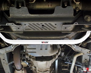 Toyota Hiace/H200 04+ UltraRacing 4-Point Front H-Brace 1366 LA4-1366 218188