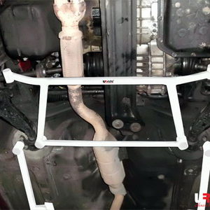 Hyundai Coupe 96-99 UltraRacing Front Lower H-Brace 1583 LA4-1583 218949