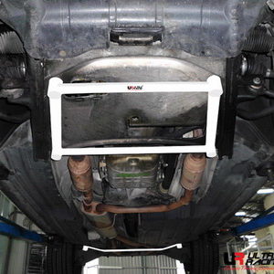BMW E53 X5 4.4 99-06 UltraRacing 4-Point Front H-Brace LA4-1702 219738