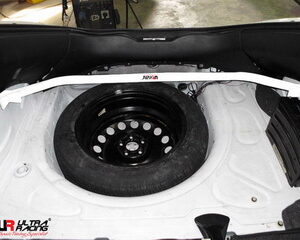 VW New Beetle UltraRacing 2-Point Rear Upper Strutbar 1714 RE2-1714 219848