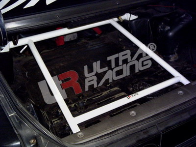 Nissan Cefiro 88-94 A31 UltraRacing 4-Point Rear Trunk Brace RE4-098 219864