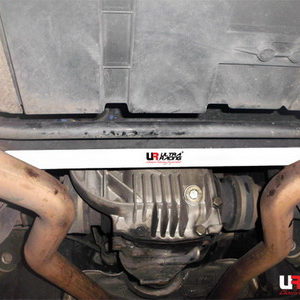 BMW E53 X5 4.4 99-06 UltraRacing 2-Point Rear Lower Bar 1704 RL2-1704 219914