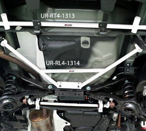 Mazda 3 BL 09+ UltraRacing 3-Point Rear Lower Brace 1314 RL3-1314 219931