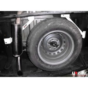 Hyundai H1 07+ 2.5D UltraRacing 2x 2-Point Rear Bars 1620 RLS4-1620P 219999