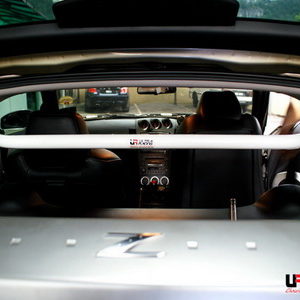 Nissan 350Z 02-08 UltraRacing 4-Point Room Bar Adj. ROC4-1260a 220057