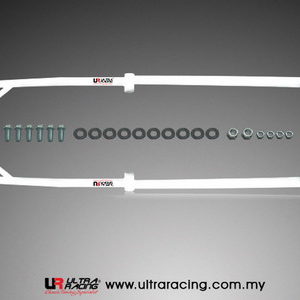 Nissan Cefiro 88-94 A31 UltraRacing 2x 4-Point Side Bars SD8-934 220110