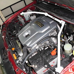Isuzu D-Max 3.0D 02+ UltraRacing Front Upper Strutbar TW4-1707 220225