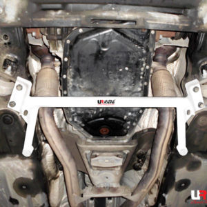 Audi A6 / A7 10+ UltraRacing 2-Point Front Lower Bar 2486 LA2-2486 223395