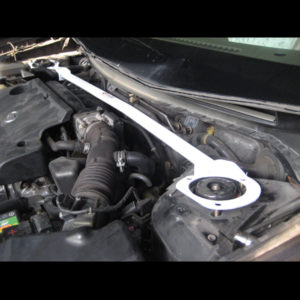 Nissan Murano 2WD 02-06 UltraRacing 2P Front Upper Strutbar TW2-2499 223542